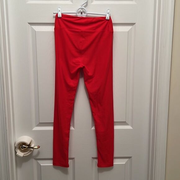 Ladies red one size LulaRoe leggings. - Picture 3 of 6